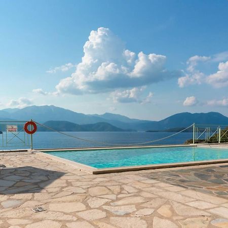 Meganisi Blue Villa Spartokhorion Exterior photo