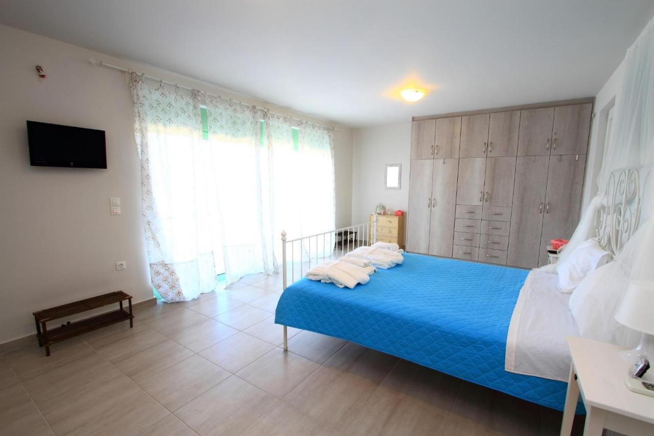 Meganisi Blue Villa Spartokhorion Exterior photo