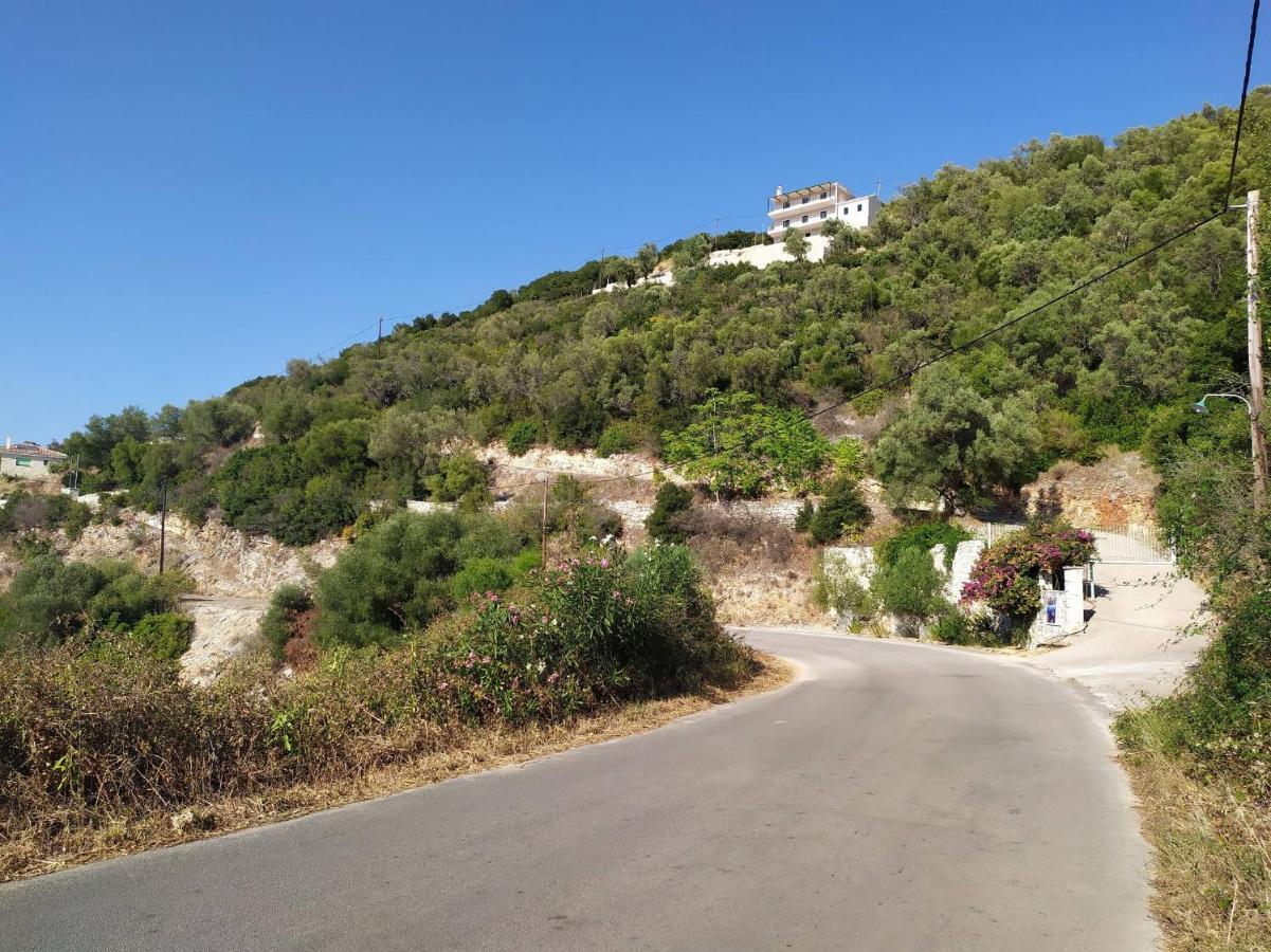 Meganisi Blue Villa Spartokhorion Exterior photo