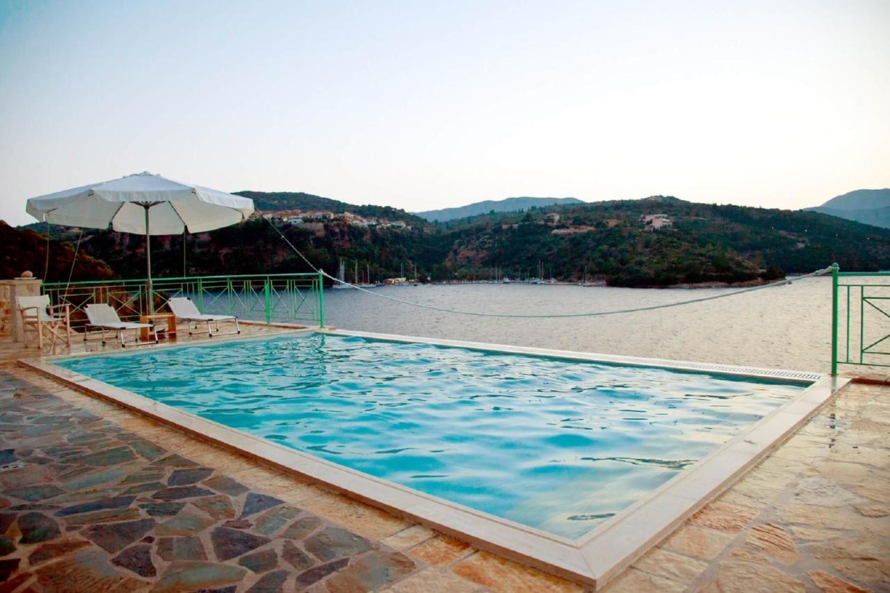 Meganisi Blue Villa Spartokhorion Exterior photo